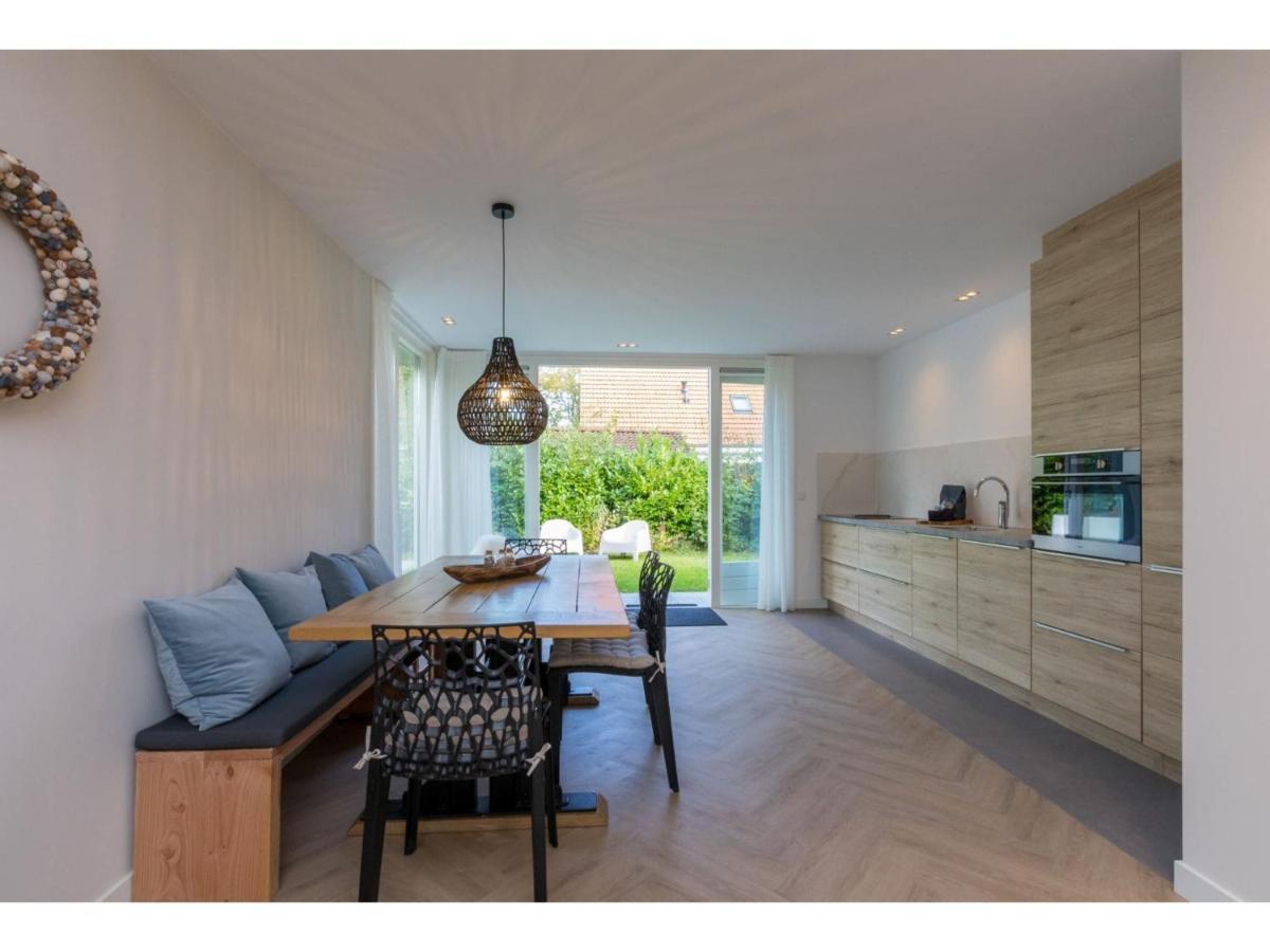 Beautiful Holiday Home With Sauna In A Quiet Wooded Area In Oostkapelle Luaran gambar