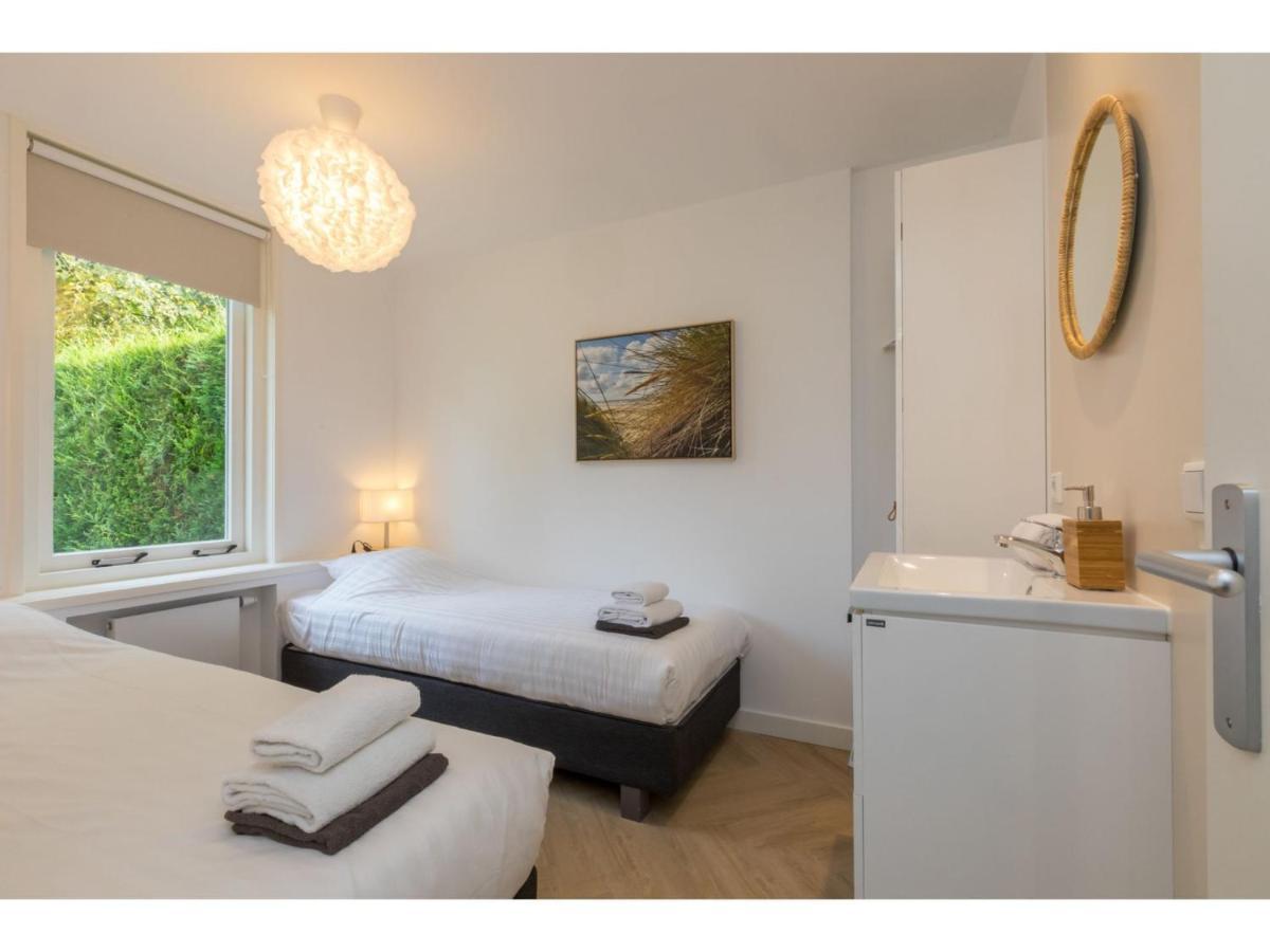 Beautiful Holiday Home With Sauna In A Quiet Wooded Area In Oostkapelle Luaran gambar